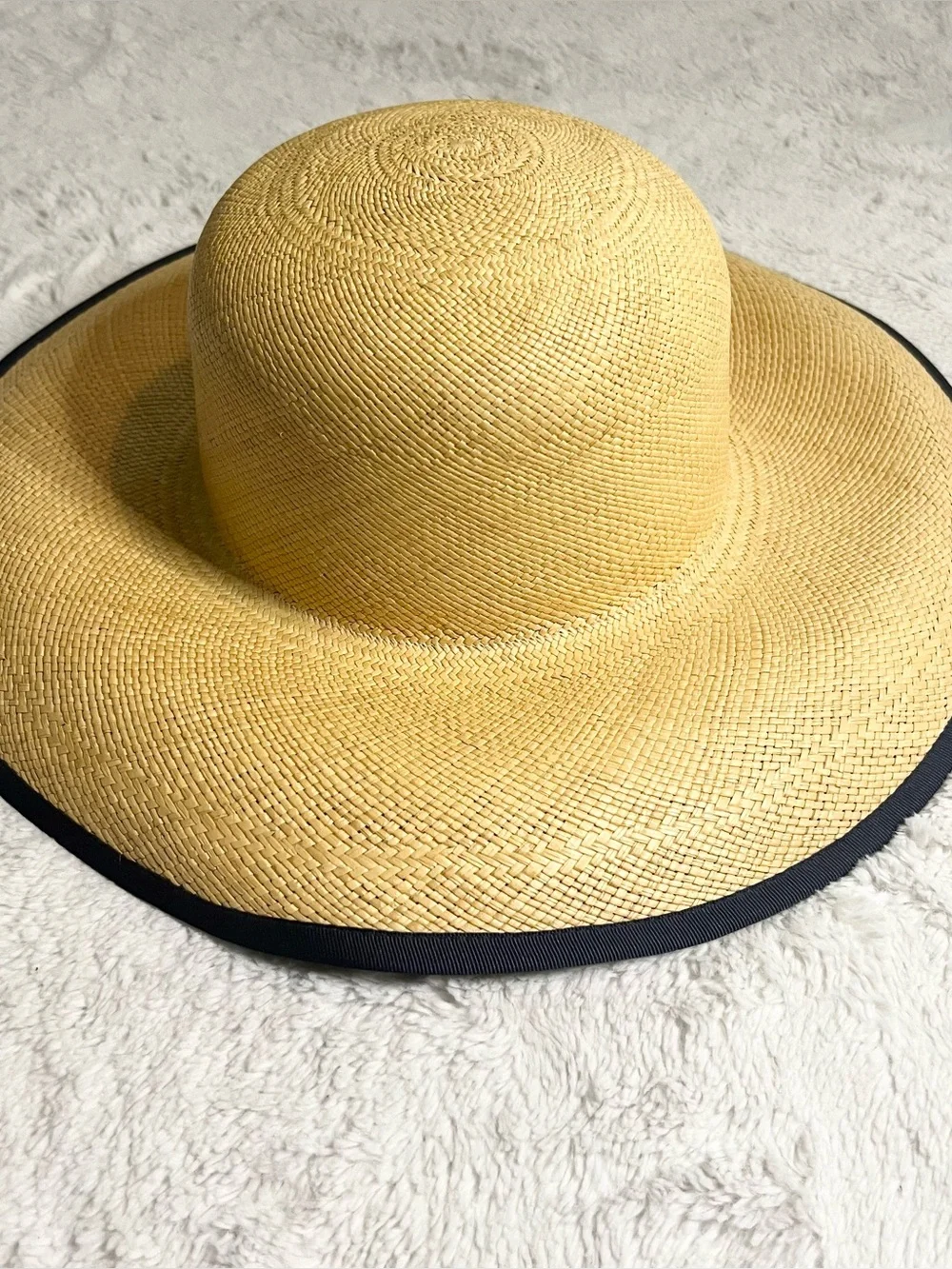 Vintage Charter Club Yellow Straw Sun Hat with Navy Blue Edge and Under Side